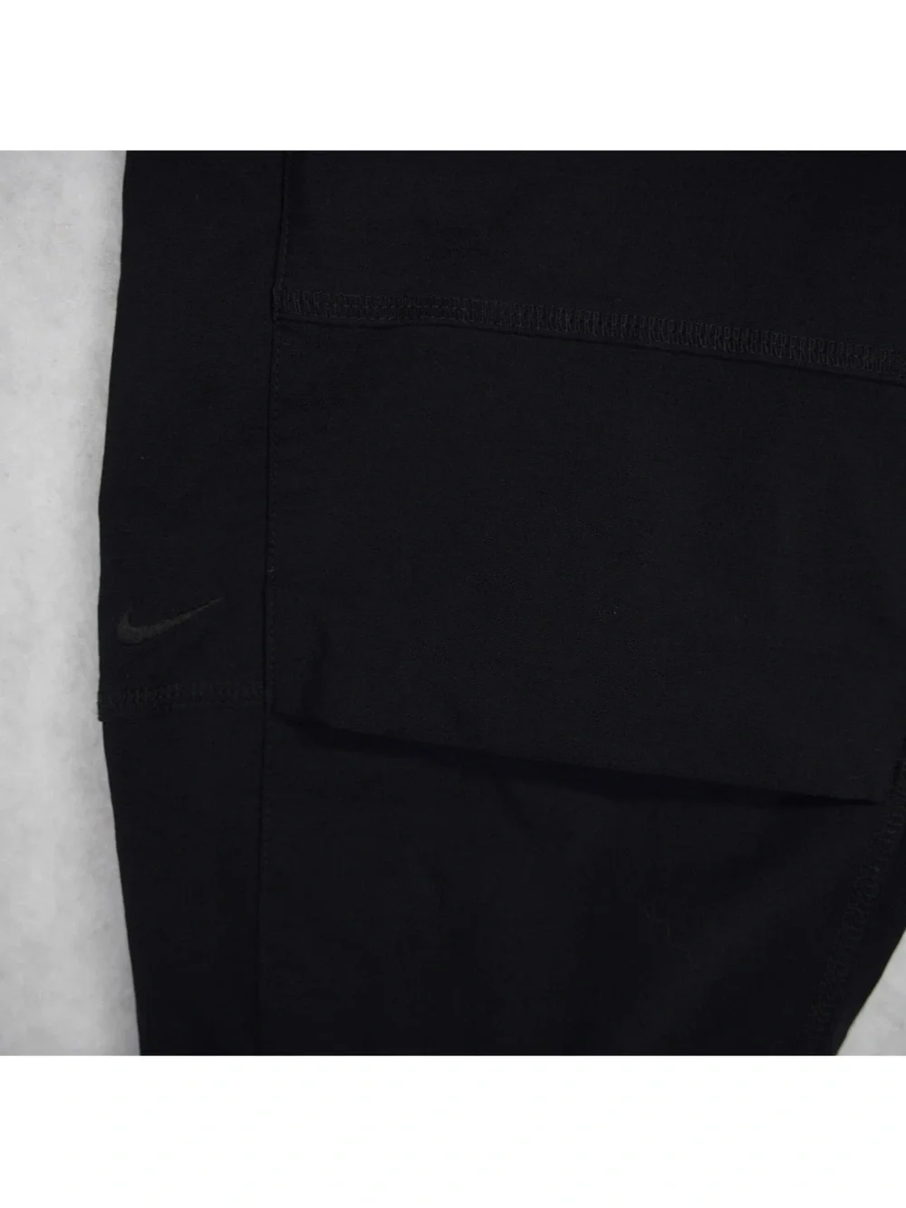 Nike men’s black